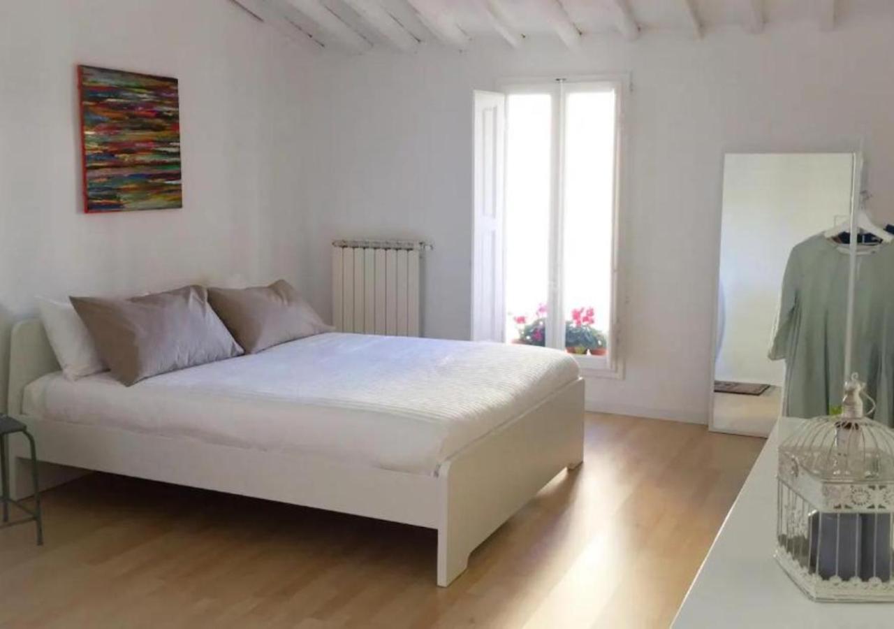 Apartamento Via Lambertesca, 14 - Charming - Large Design Between Uffizi And Ponte Vecchio - 4rth Floor Without Elevator